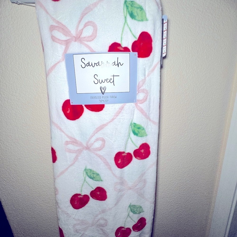 Savannah Sweet Cherry Plush Throw